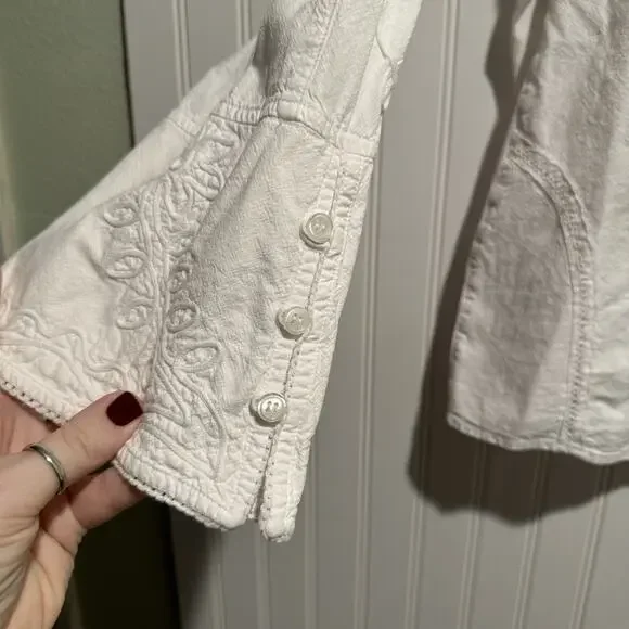 Soft Surroundings White Embroidered Boho Blouse Bell Sleeves Peruvian Cotton 1X - Picture 4 of 10